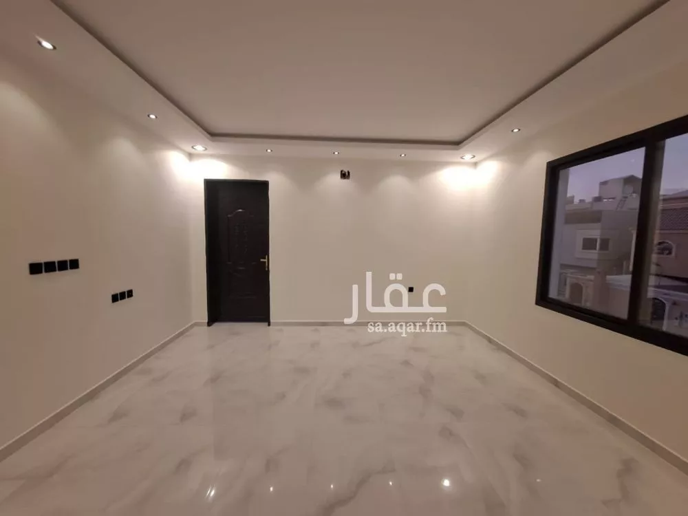 5 bedroom villa in Dhahrat Laban 5