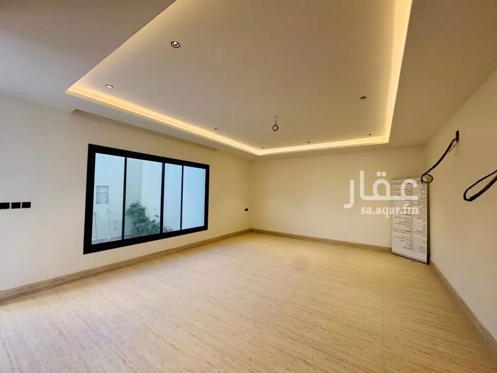 4 bedroom villa in Al Narjis 19