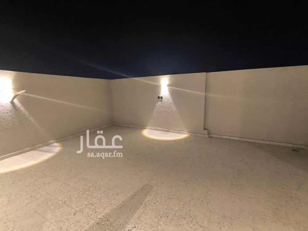 فيلا 7 غرف في طويق 17