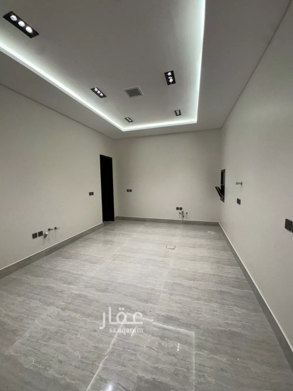 5 bedroom villa in Al Rimal 12