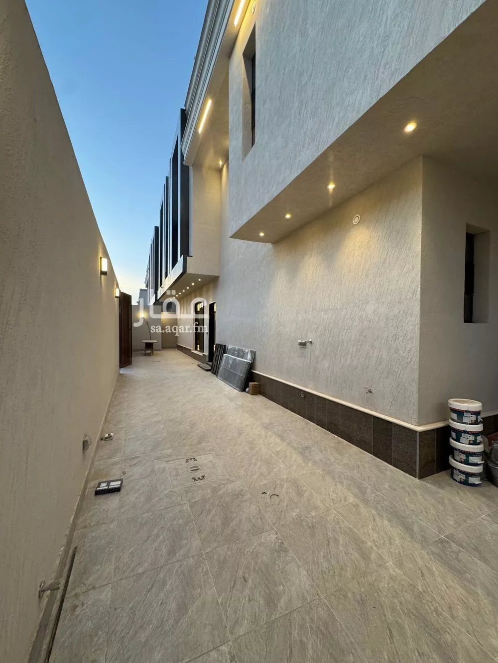 5 bedroom villa in Al Rimal 6
