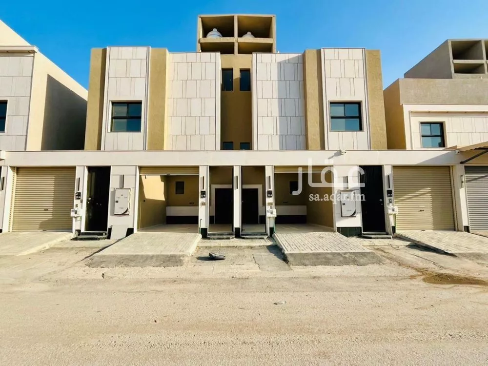 5 bedroom villa in Al Janadriyah 2