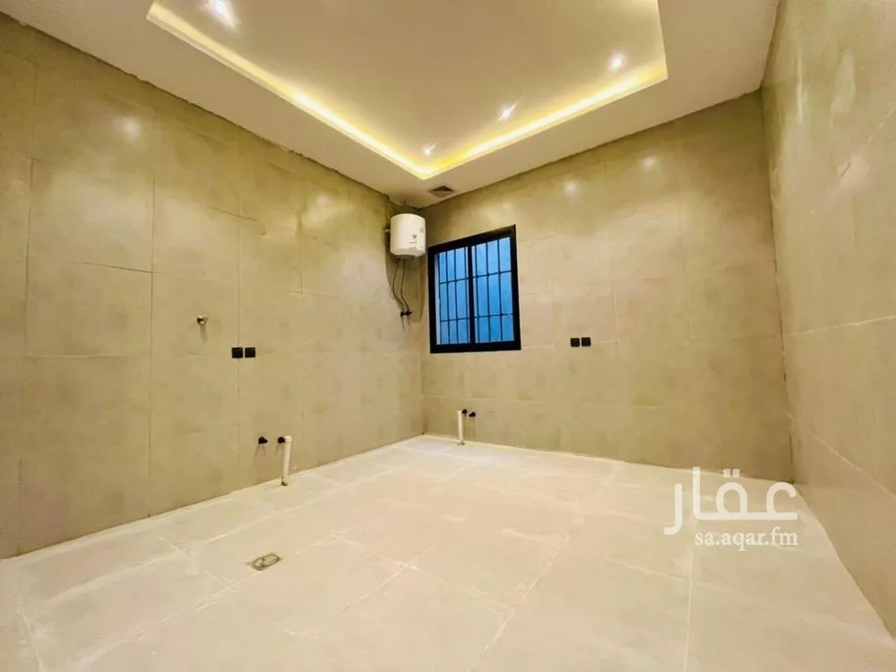 5 bedroom villa in Al Janadriyah 7