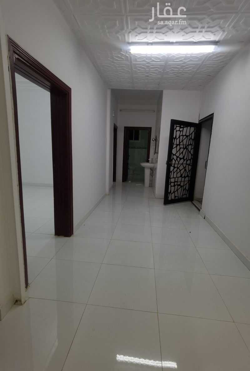 2 bedroom apartment in Bani Harithah, Madinah 3