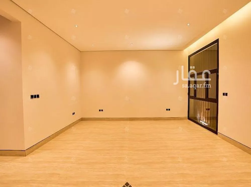 6 bedroom villa in Al Mahdiyyah 19