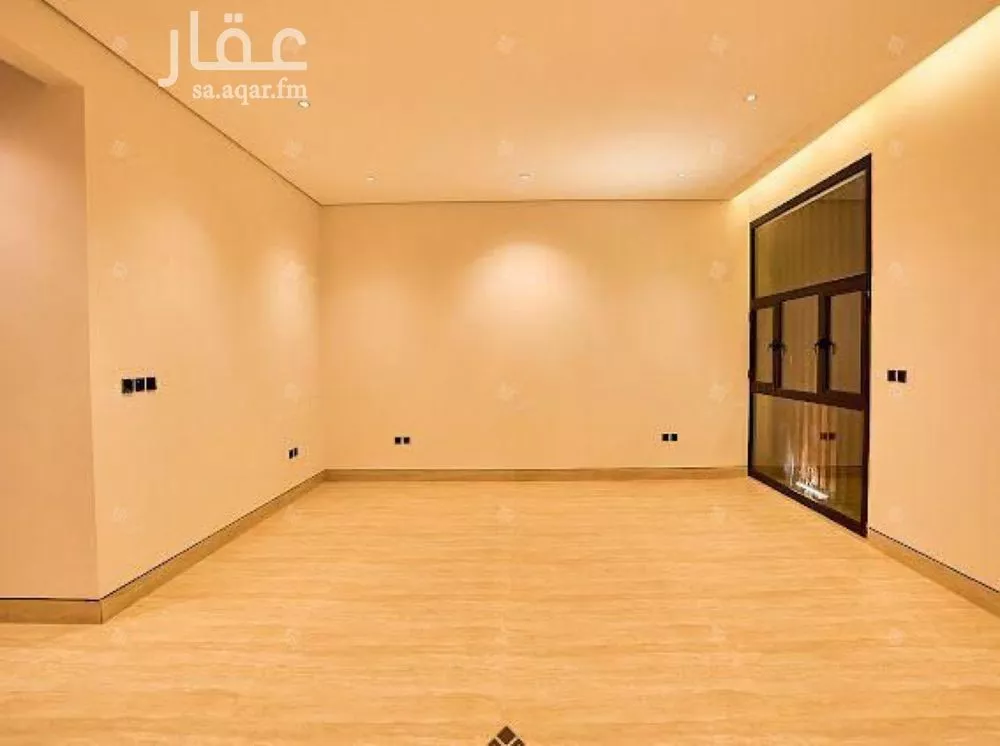 6 bedroom villa in Al Mahdiyyah 25