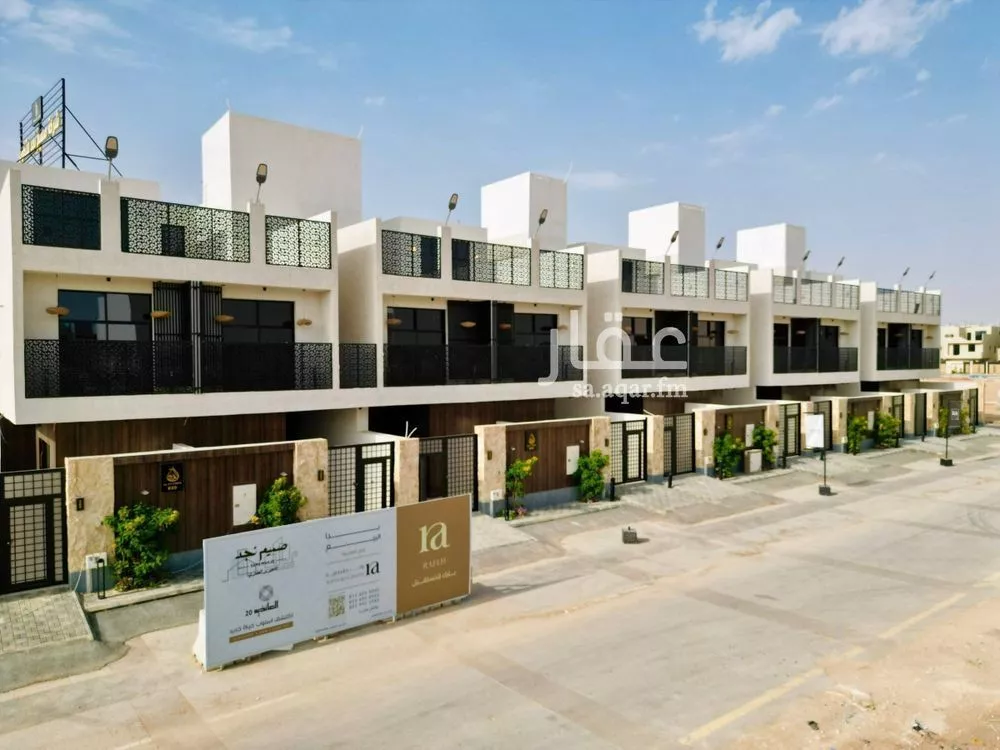 3 bedroom villa in Al Rimal 4