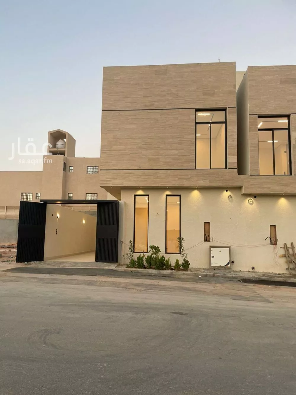 5 bedroom villa in Al Mahdiyyah 2