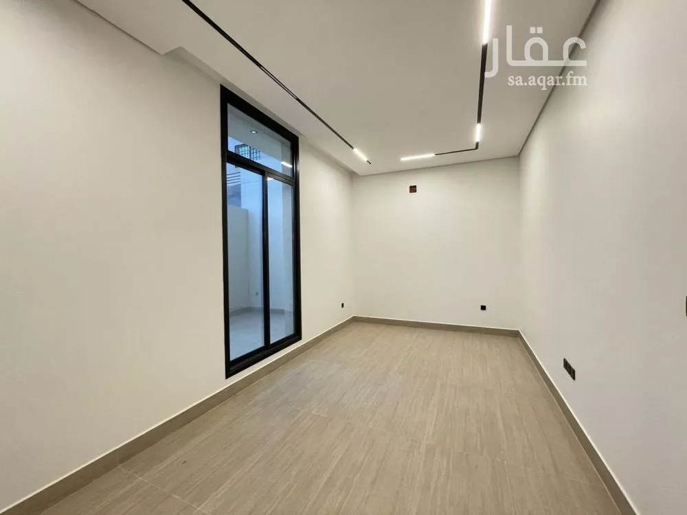 5 bedroom villa in Al Mahdiyyah 16