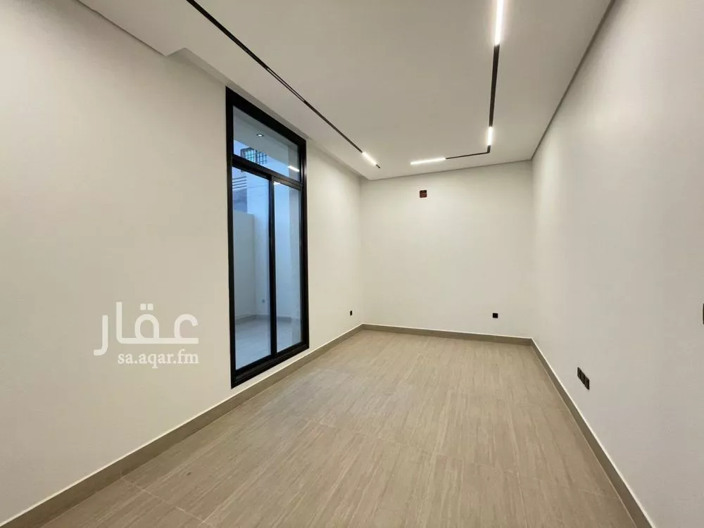 5 bedroom villa in Al Mahdiyyah 7