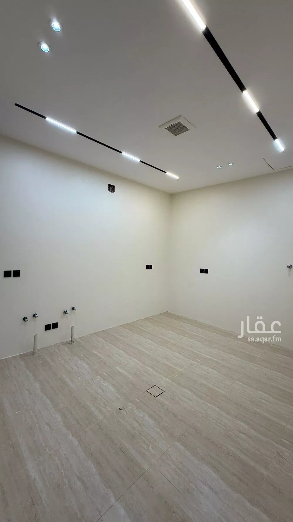 6 bedroom villa in Al Mahdiyyah 12