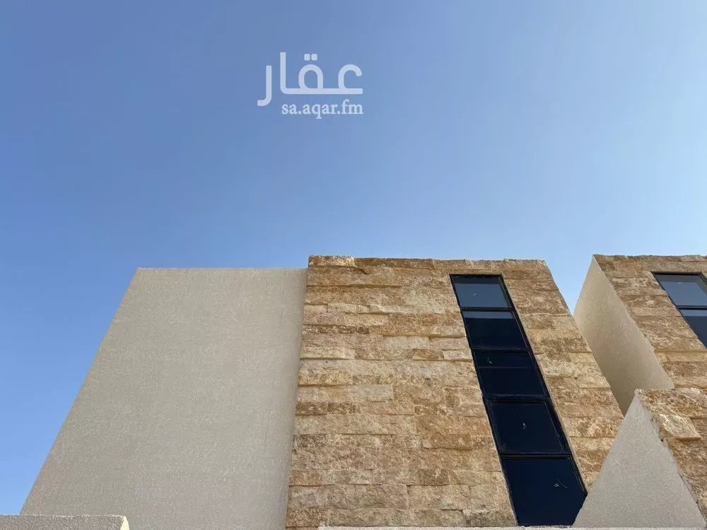فيلا 4 غرف في الرمال 3