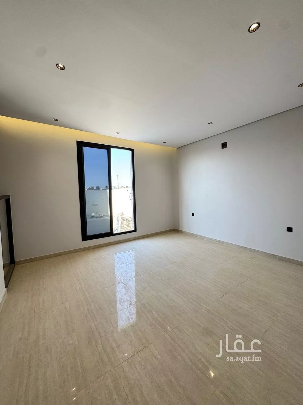 فيلا 4 غرف في الرمال 28
