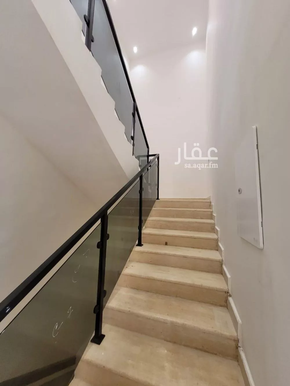 5 bedroom villa in Tuwaiq 12