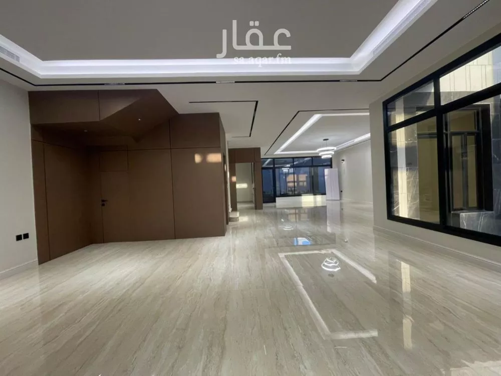 5 bedroom villa in Al Aqiq 11