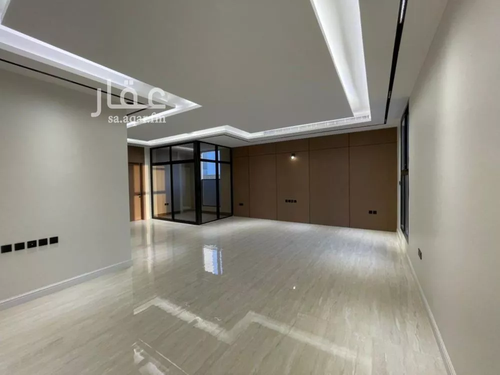 5 bedroom villa in Al Aqiq 9