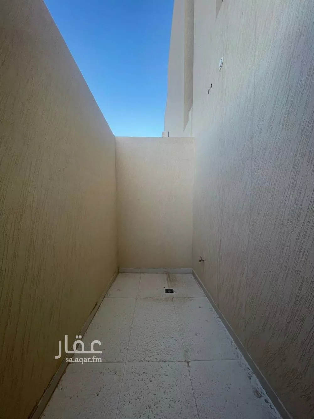 فيلا 5 غرف في الرمال 24
