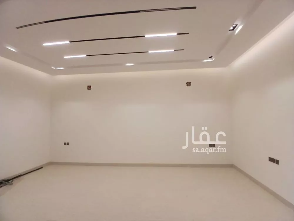 4 bedroom villa in Al Rimal 13