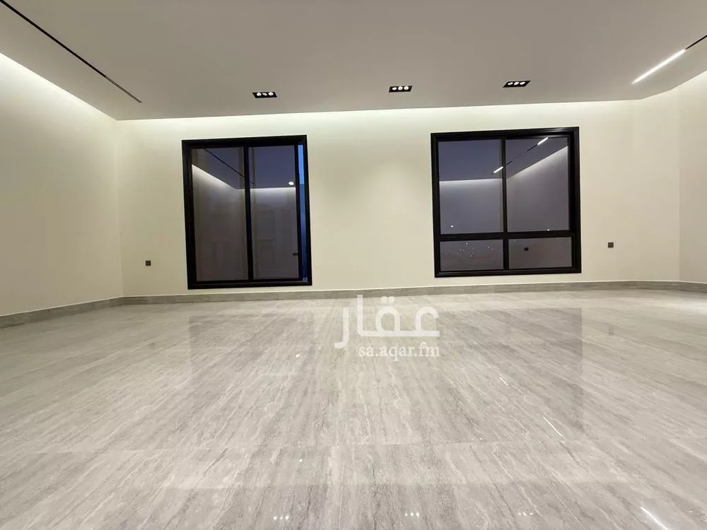 7 bedroom villa in Al Rimal 4