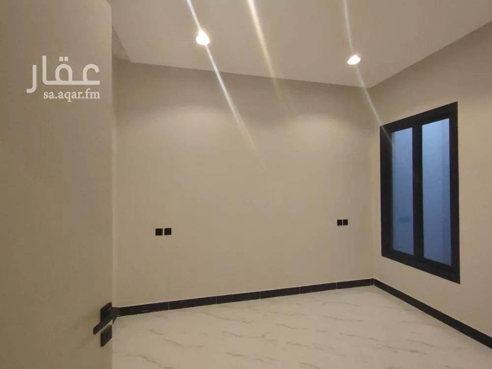 5 bedroom duplex in Dhahrat Laban 12