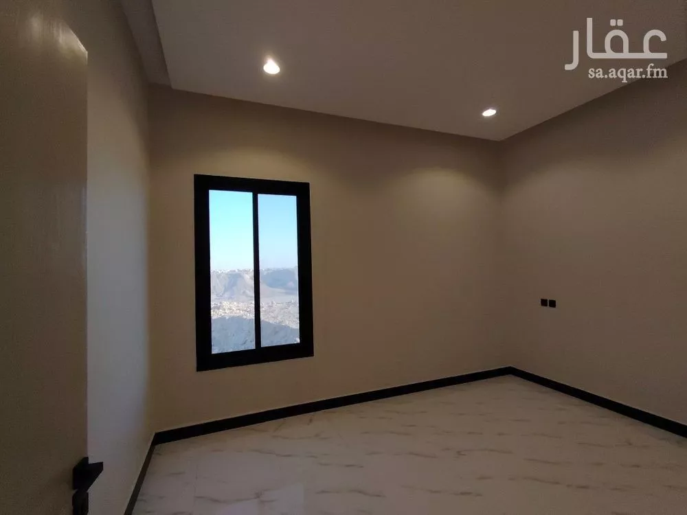 5 bedroom duplex in Dhahrat Laban 19