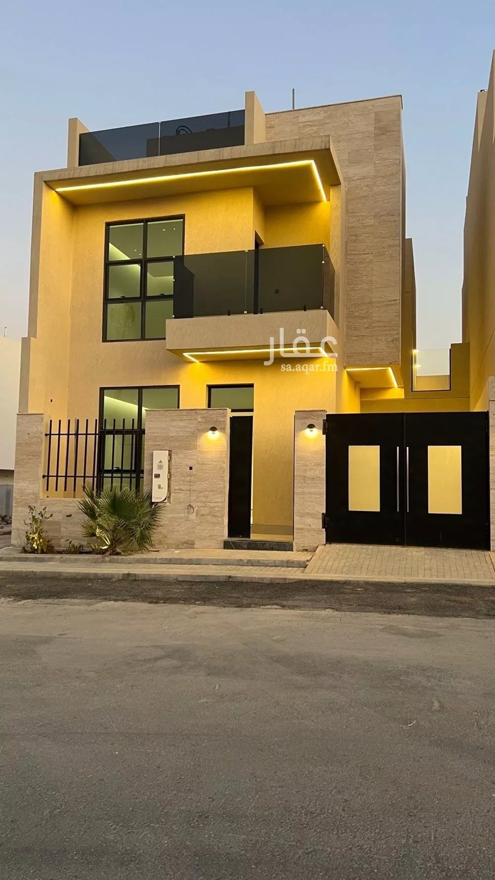 6 bedroom villa in Al Mahdiyyah 3