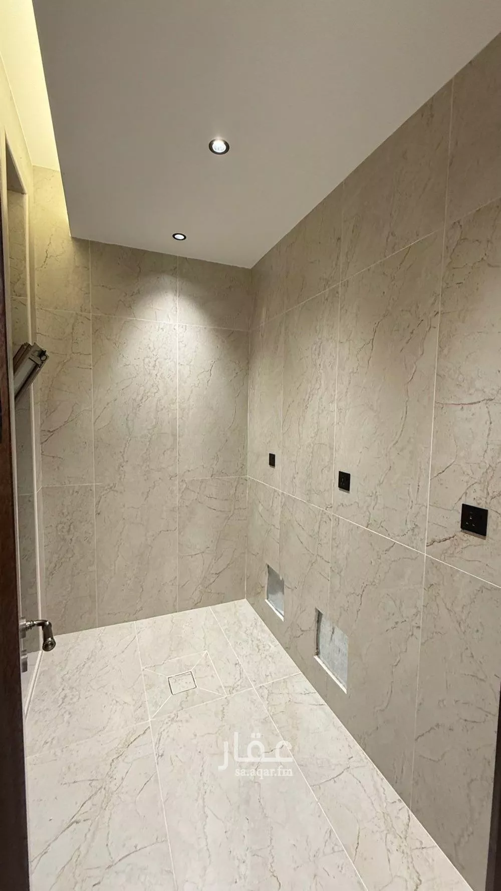 6 bedroom villa in Al Mahdiyyah 11