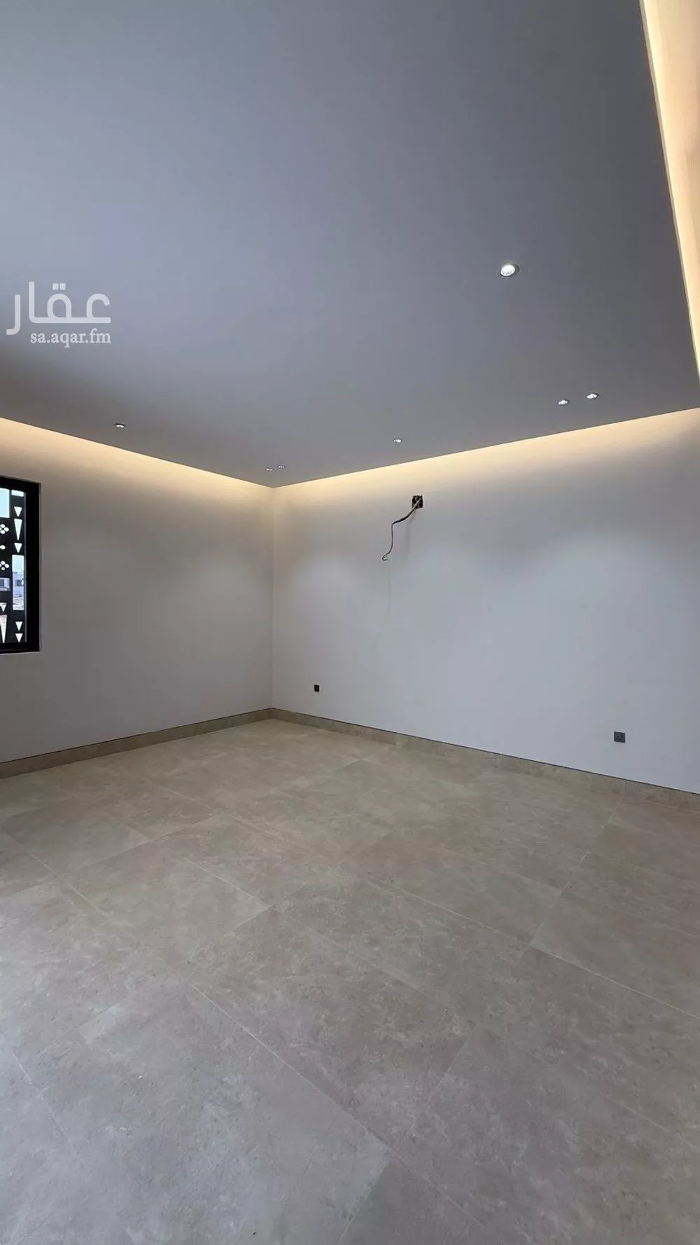 فيلا 7 غرف في المهدية 5
