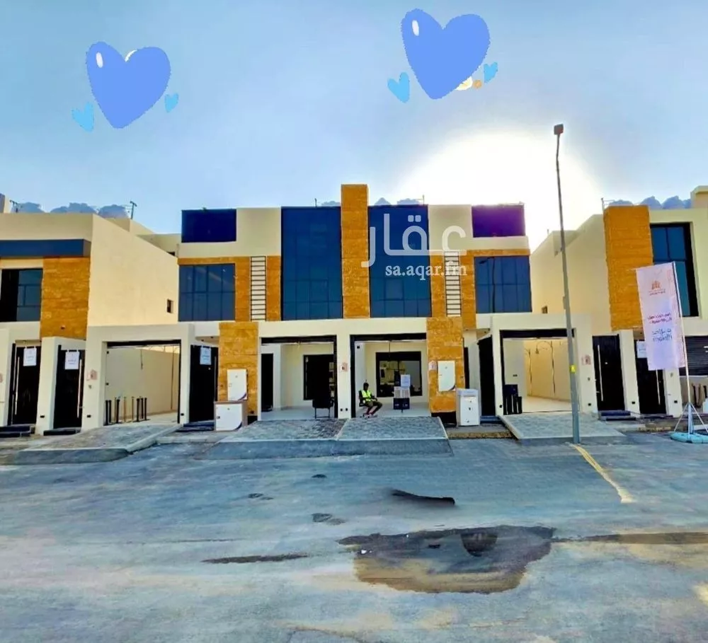 5 bedroom duplex in Okaz 2