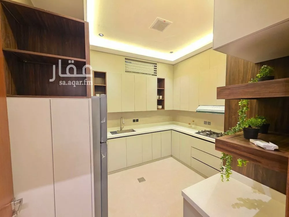 5 bedroom duplex in Okaz 18