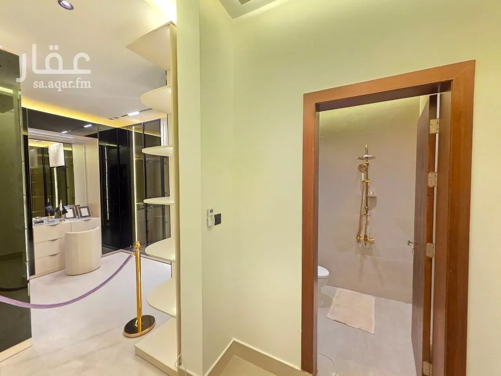 5 bedroom duplex in Okaz 19