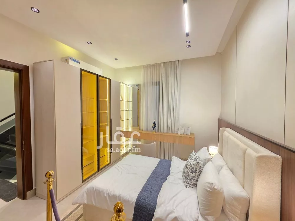 5 bedroom duplex in Okaz 26