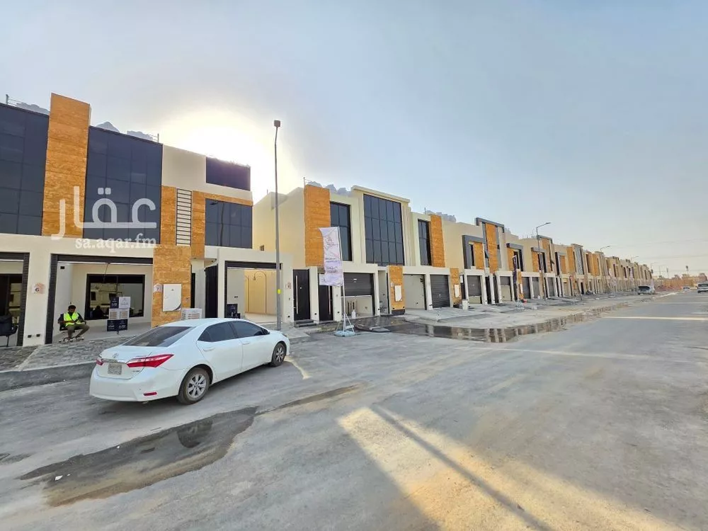 5 bedroom duplex in Okaz 7