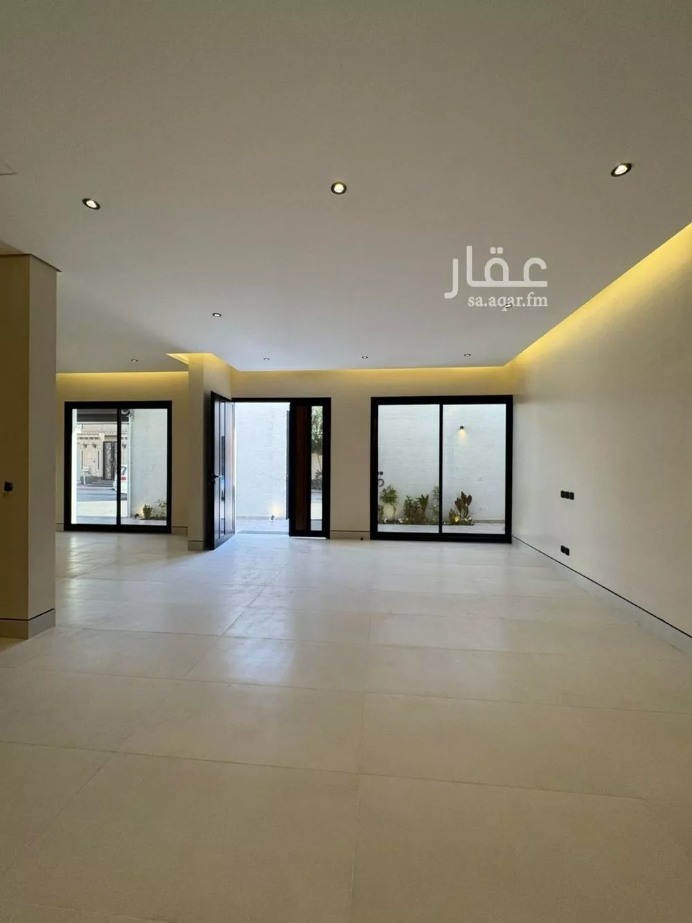 فيلا 5 غرف في العارض 5