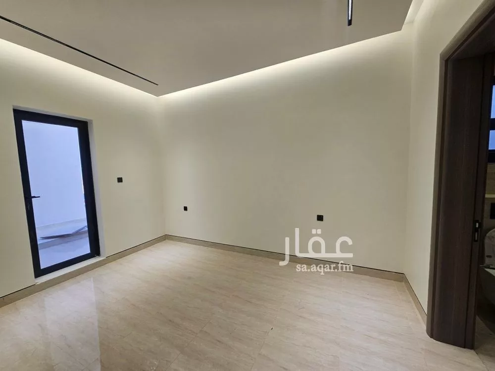 فيلا 5 غرف في النرجس 15