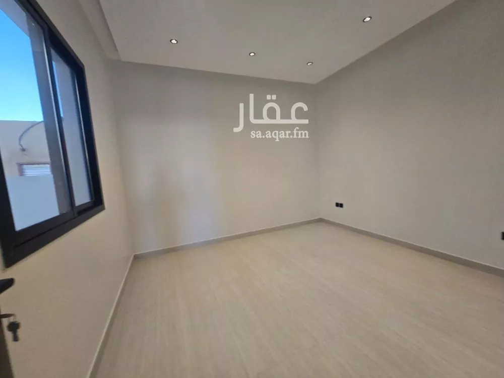فيلا 6 غرف في ظهرة لبن 12