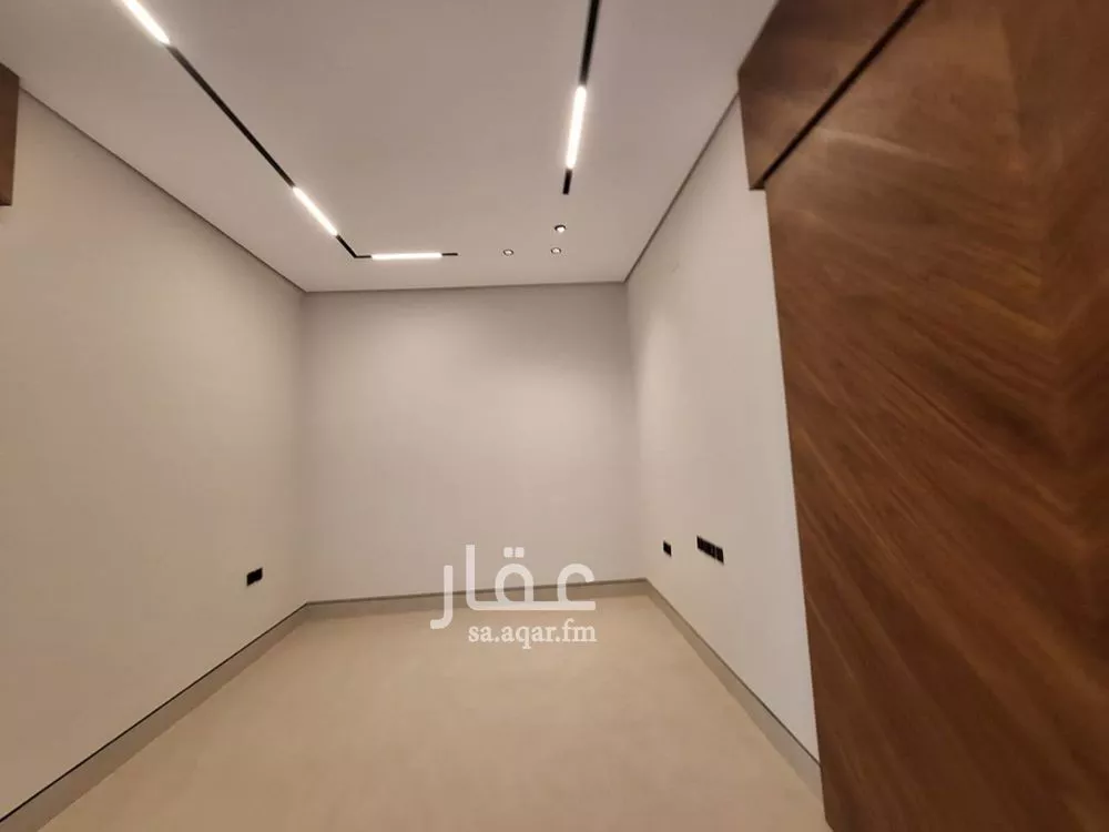 6 bedroom villa in Al Mahdiyyah 6