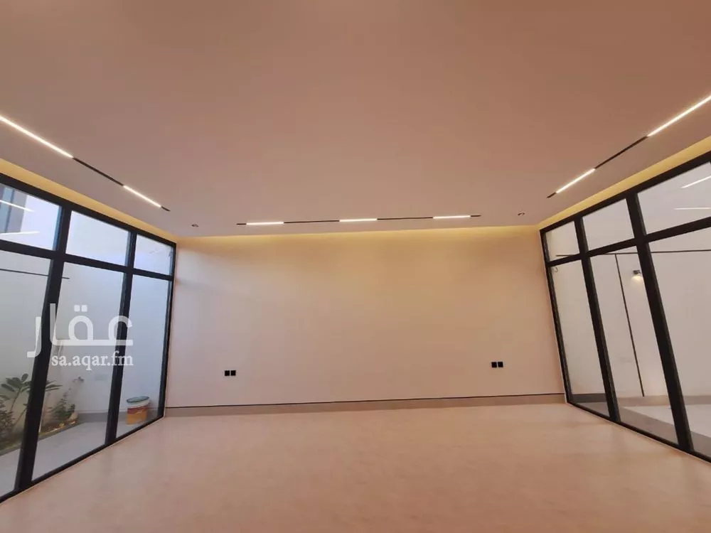 6 bedroom villa in Al Mahdiyyah 9
