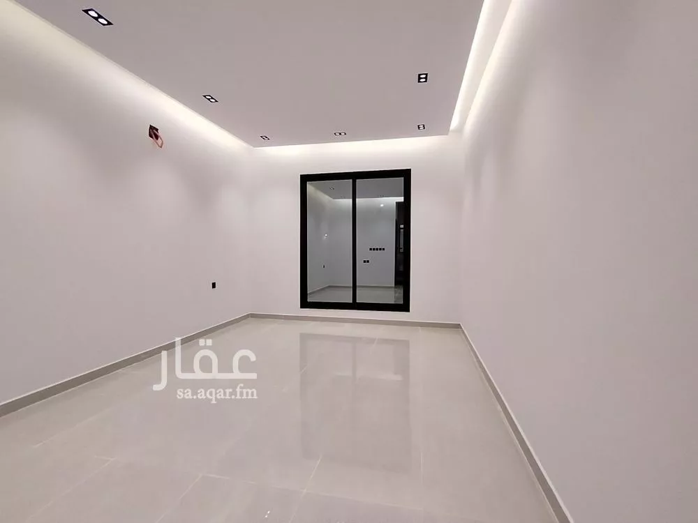 فيلا 6 غرف في طويق 10