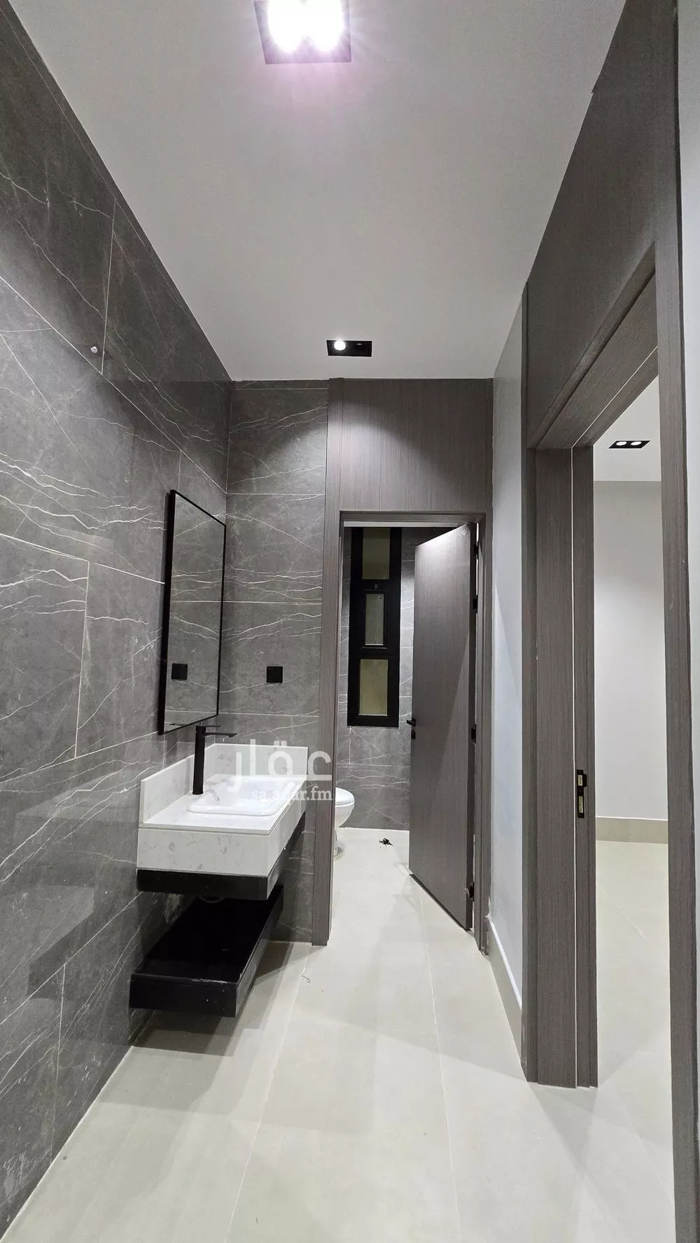 5 bedroom villa in Al Uraija Al Gharbiyah 15