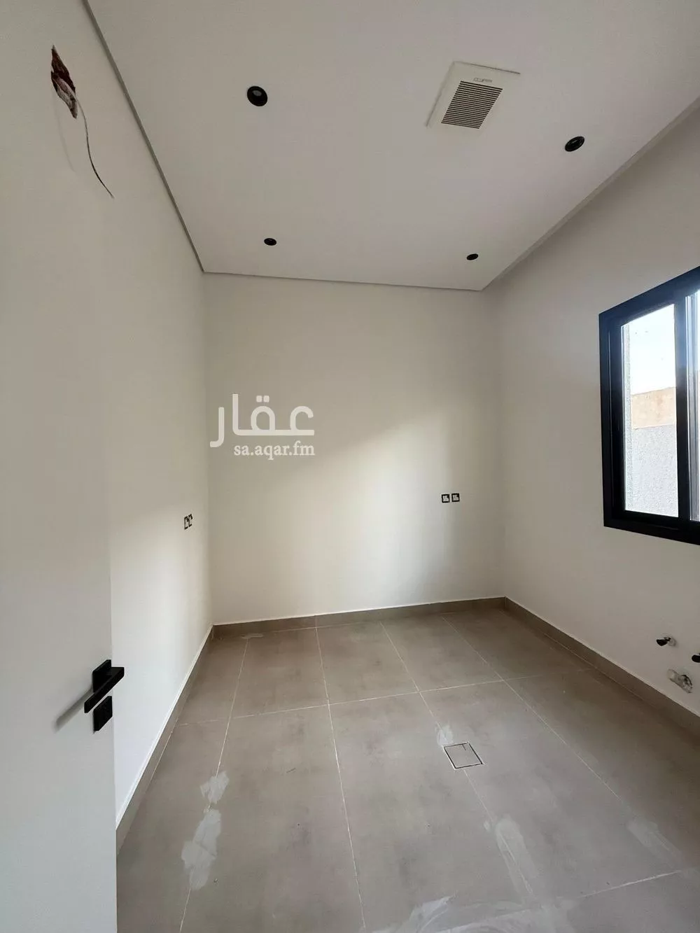 5 bedroom villa in Al Hazm 15