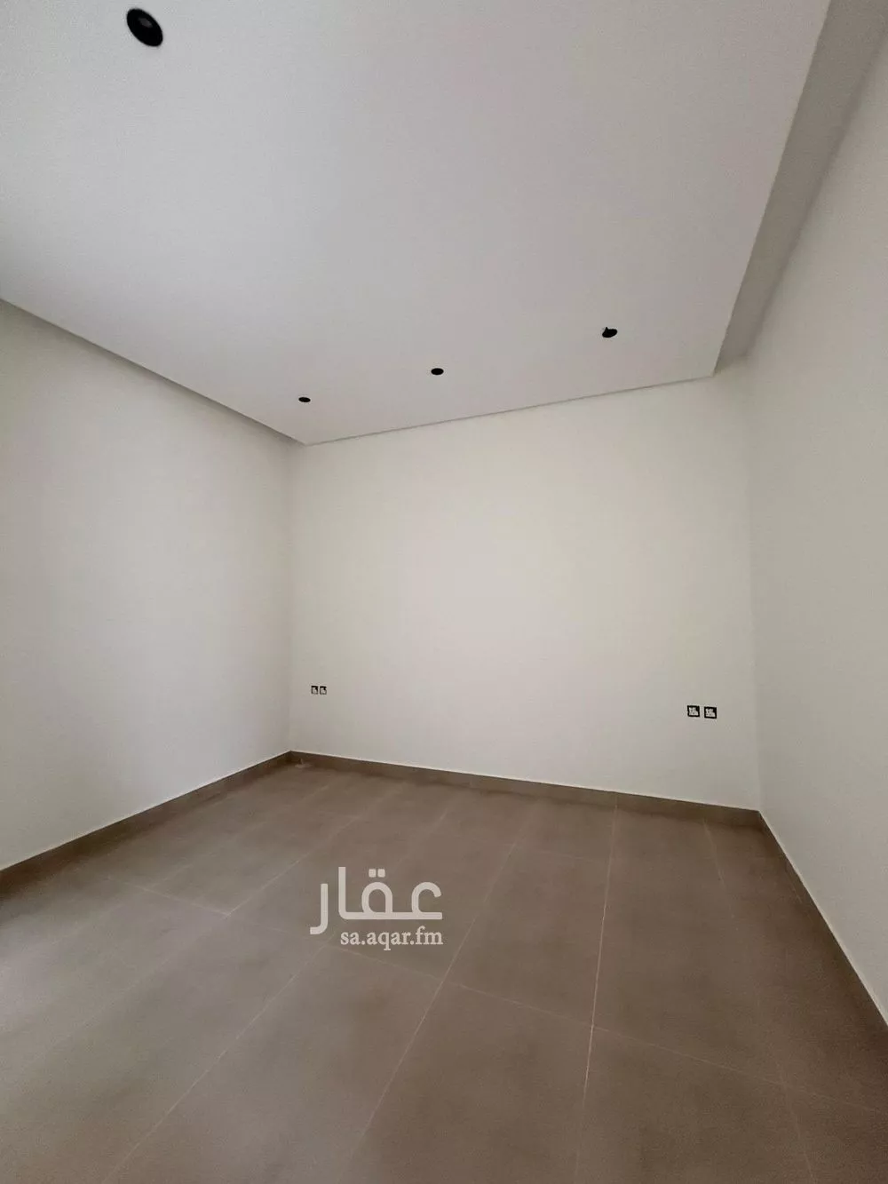 5 bedroom villa in Al Hazm 19