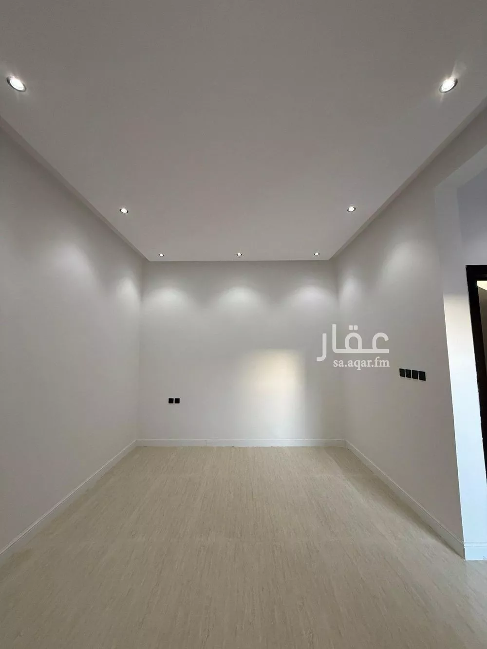 فيلا 6 غرف في طويق 11