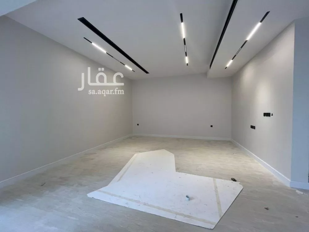 6 bedroom villa in Al Mahdiyyah 19