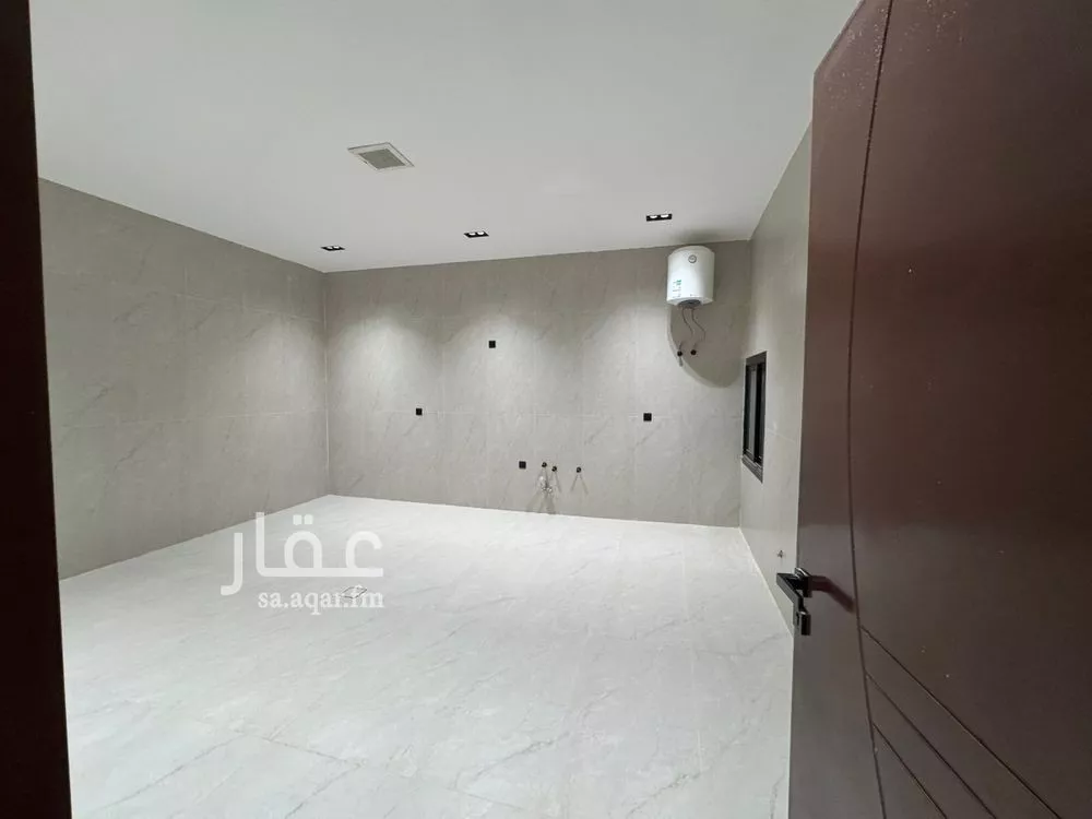 5 bedroom villa in Al Nahda 11