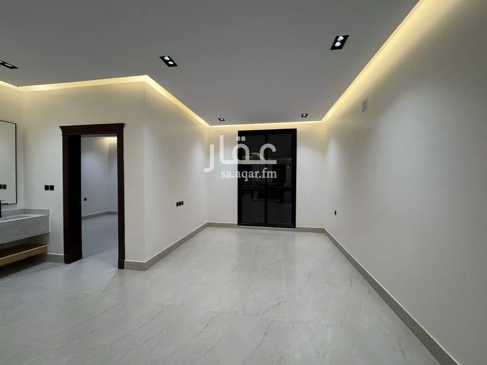 5 bedroom villa in Al Nahda 18