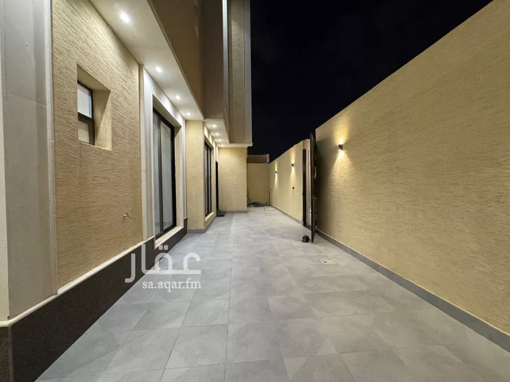 5 bedroom villa in Al Nahda 4