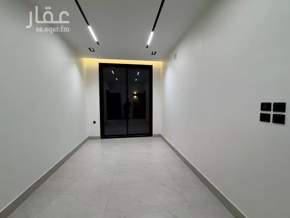 5 bedroom villa in Al Nahda 6