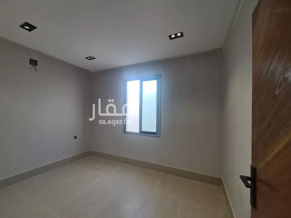 دوبلكس 5 غرف في عكاظ 19
