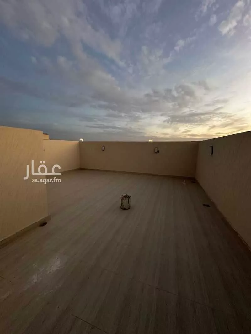 فيلا 5 غرف في ظهرة لبن 15